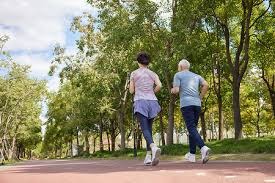 为什么外野防守中的转传配合默契度是顶级球队与普通球队的分水岭